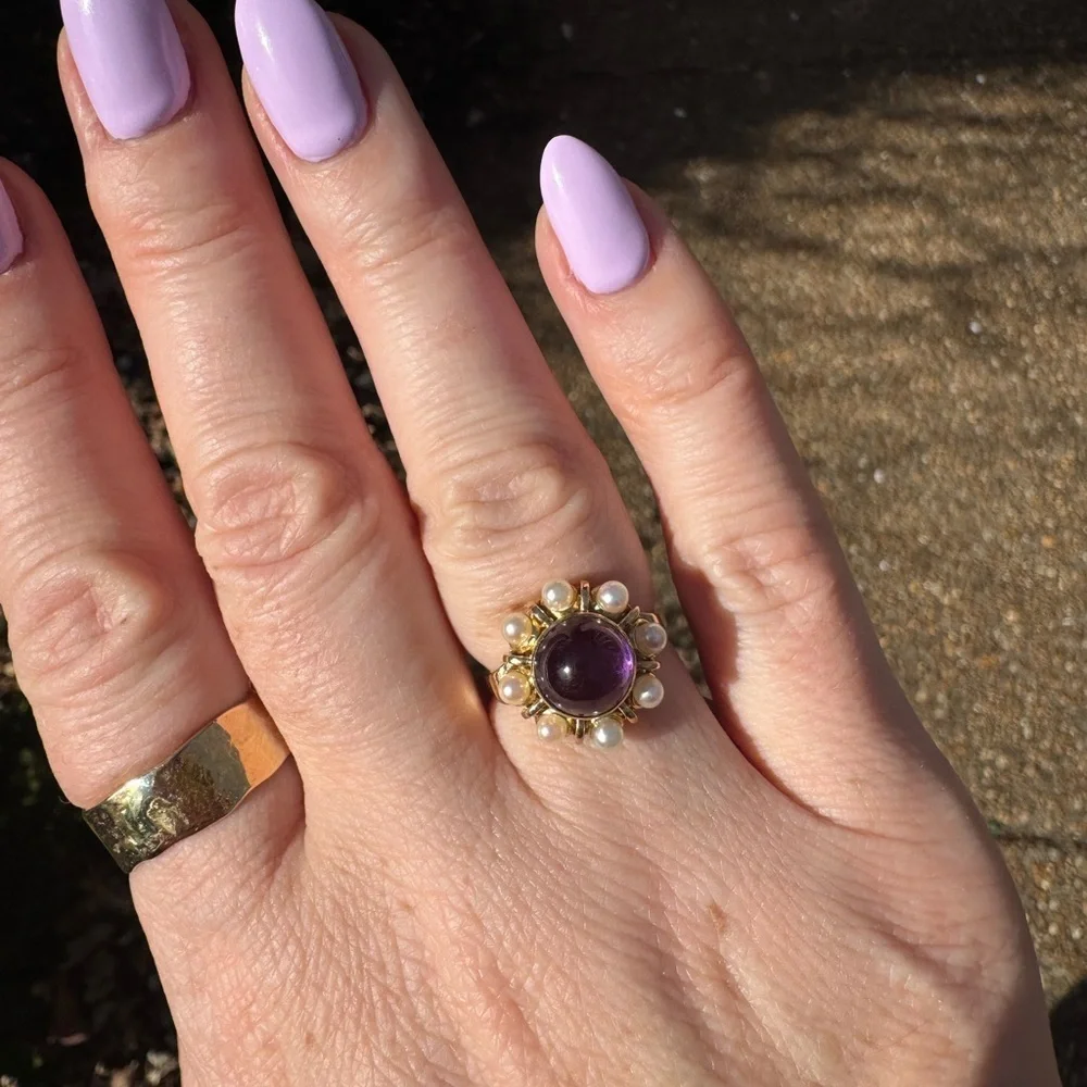 Amethyst Cabochon & Pearl 14k Gold Ring
